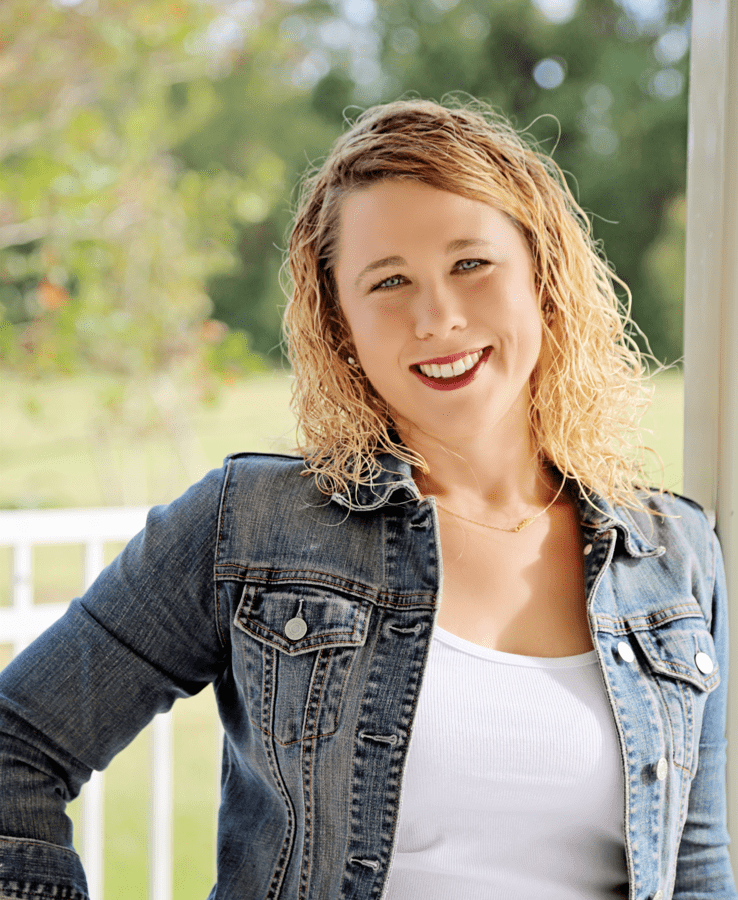 Danielle Redner Agent Photo